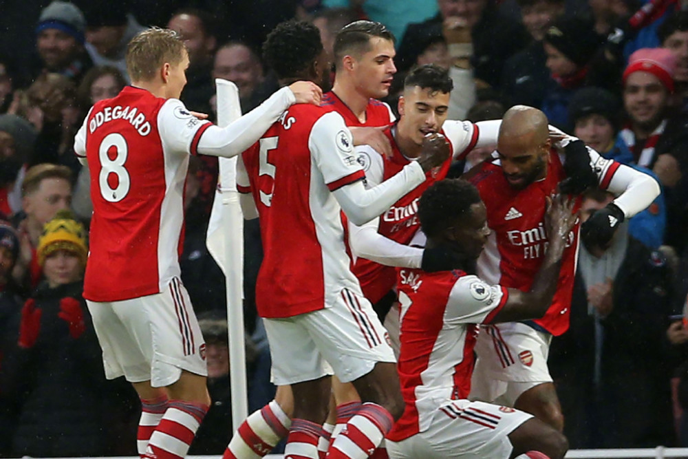 每体：孔德本赛季状态不佳，伊尼戈离队后巴萨防线表现不稳