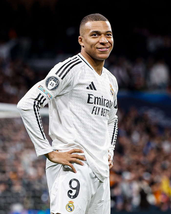 库尔图瓦谈维尼修斯挑衅行为：我们不是机器，我们是人