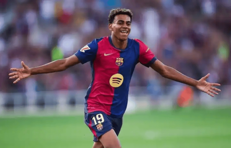 斯玛特命中8记三分，追平湖人队史替补球员三分球记录