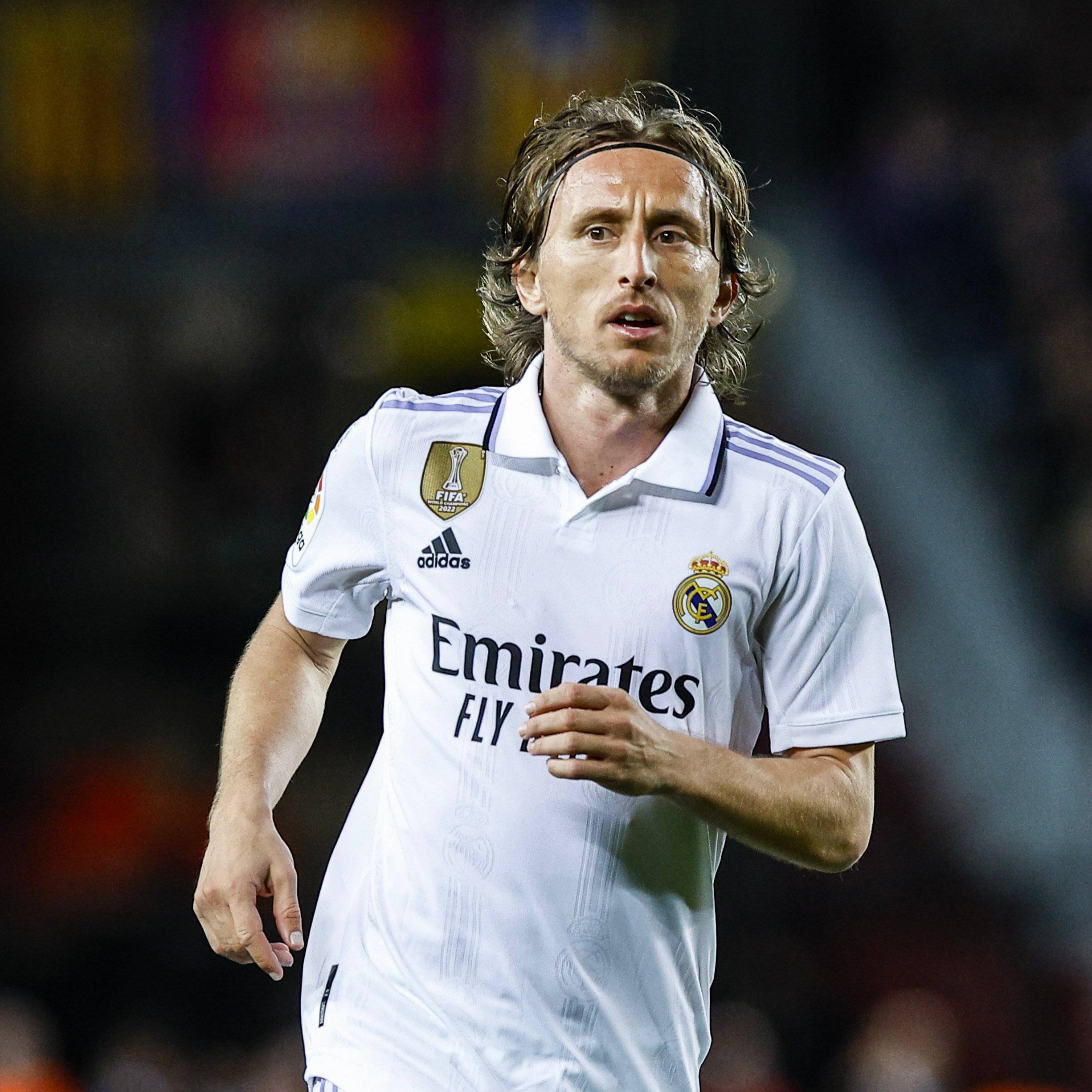 马特拉齐：罗纳尔多是梅西和C罗的结合体，我从不直接防守他