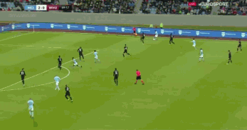 国米vs利物浦首发：萨拉赫缺席，伊萨克PK劳塔罗，维尔茨替补