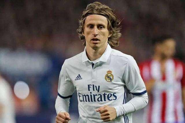 埃梅里神了：大黑马疯狂6连胜，超越切尔西，升到第3