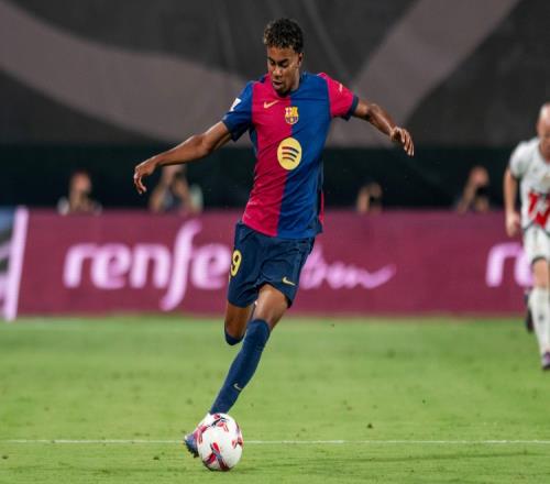 杜兰特篮下强打稳定胜局